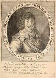 HESSEN: Wilhelm V., Landgraf von Hessen-Kassel, 1602 - 1637, Kassel, bei Leer (Ostfriesland) [gefallen], Regent 162737. Dritter (ltester berlebender) Sohn u. Nachfolger von Landgraf Moritz dem Gelehrten (15721632) aus 1.Ehe mit Grfin Agnes zu SolmsLaubach (15781602); vermhlt 1619 mit Amalie Elisabeth Grfin von HanauMnzenberg (16021651).  1617 Administrator des Stifts Hersfeld (das 1648 endgltig an HessenKassel fiel), Heerfhrer im 30jhr. Krieg, besetzte 1631 Paderborn, Mnster, Hxter, Lippstadt, das Herzogtum Westfalen, 1632 Dortmund, Borken, Dorsten, Coesfeld, belagerte 1633 Hameln, siegte bei Hessisch-Oldendorf, entsetzte 1636 Hanau, musste sich 1637 in das Niederstift Mnster, darauf nach Ostfriesland zurckziehen., Portrait, KUPFERSTICH:, [M. Merian exc.]